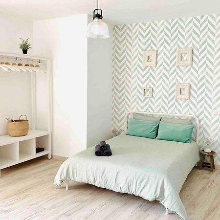 Roof Top Luxury City Center Apartment By Namaste Elite Torremolinos Exterior photo